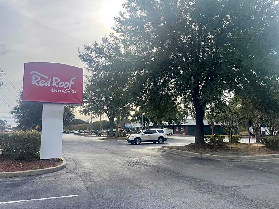 Red Roof Inn & Suites Hinesville