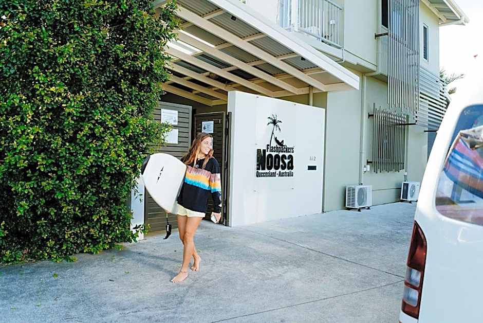 Noosa Flashpackers