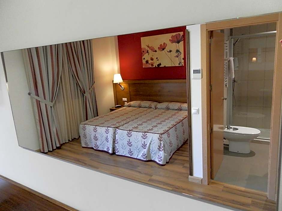 Hotel Milagros Rio Riaza