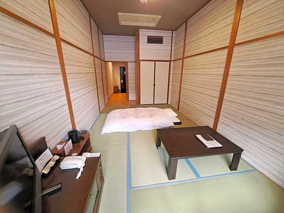 Business Hotel Kawakami Kumano