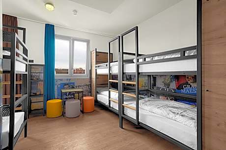 Bed in 6-Bed Mixed Dormitory Room
