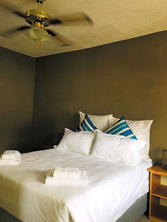 Asante’s Guest House