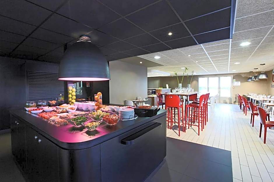 The Originals City Hotel La Verriere-Yvelines