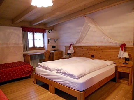 Quadruple Room - Attic