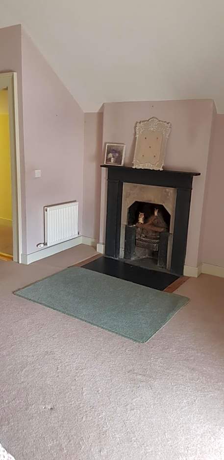 2 Bed Courtyard Apartment at Rockfield House Kells in Meath - Short Term Let