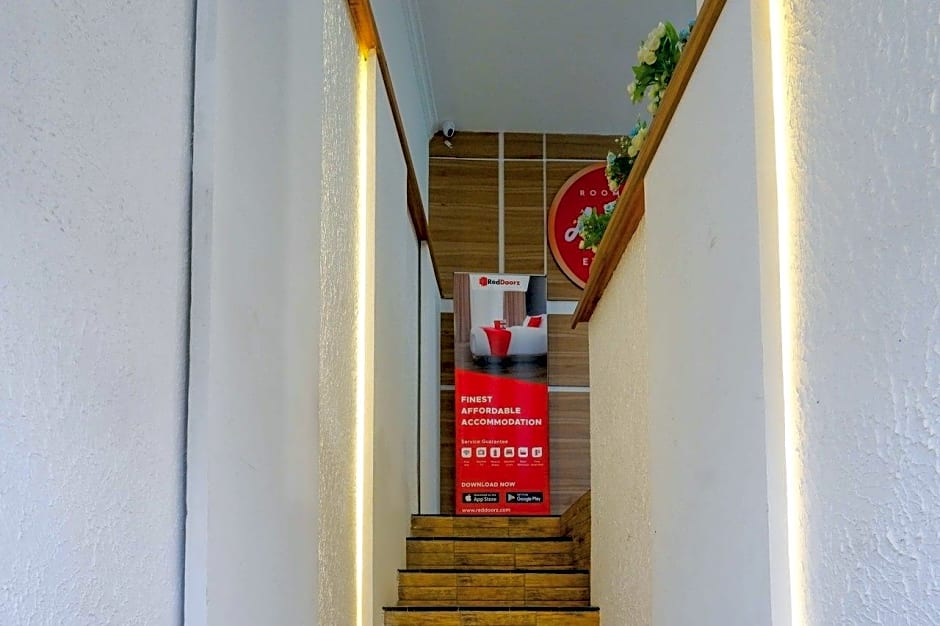 RedDoorz near Rita Super Mall Purwokerto