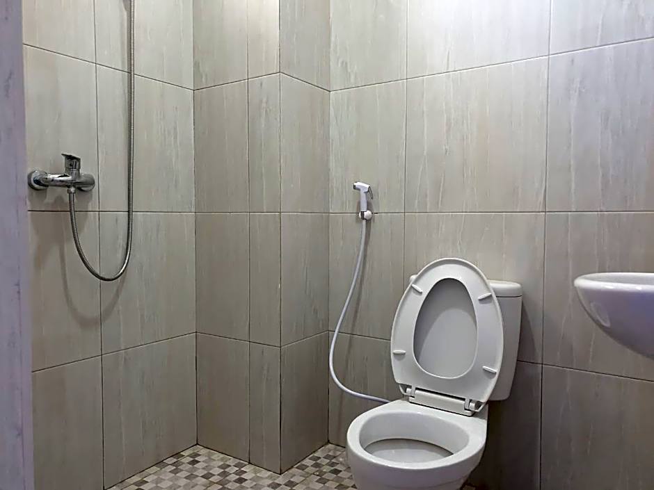 OYO 90536 Wenasia Residence