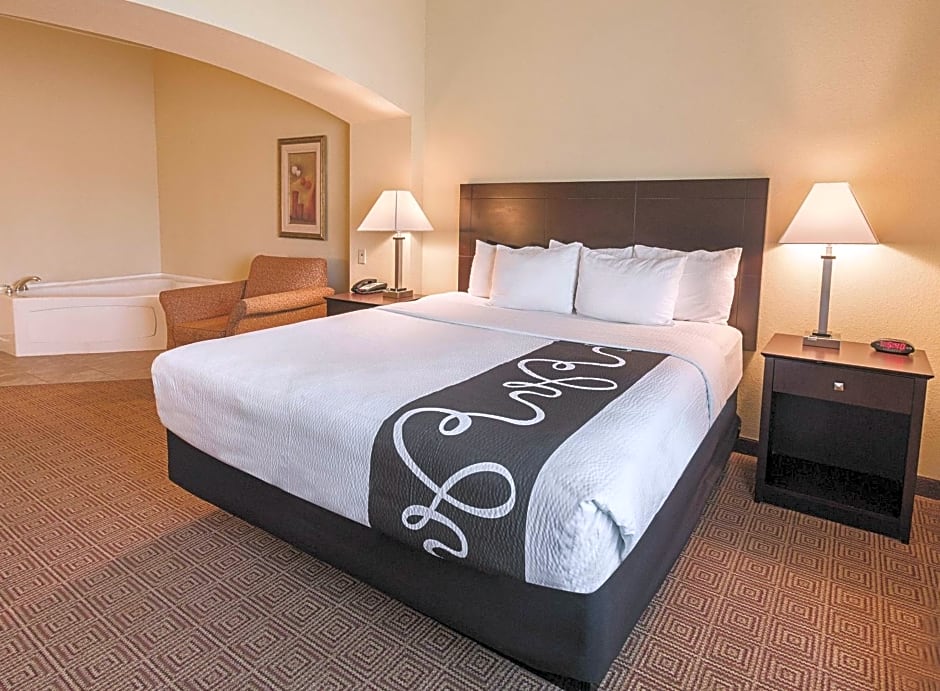 La Quinta Inn & Suites by Wyndham Waxahachie