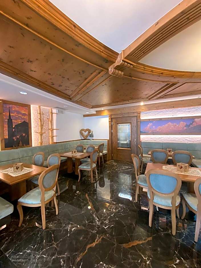 Family Hotel La Perla