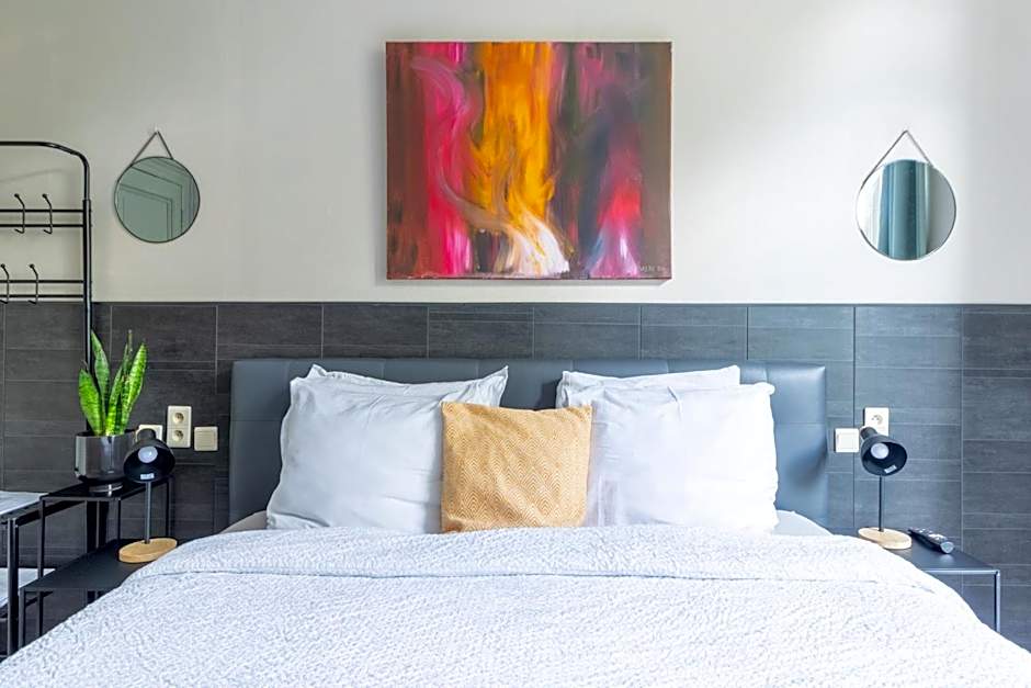 Hotel Entree - View of Canal Bruges