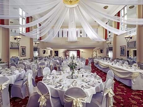 Mercure Leeds Parkway Hotel