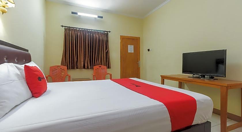 RedDoorz at Jalan Babepalar Rike Manado