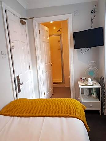 Single Room with Shower