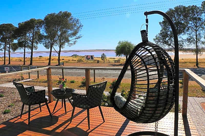 The Pink Lake Tiny House - 'Sakura'