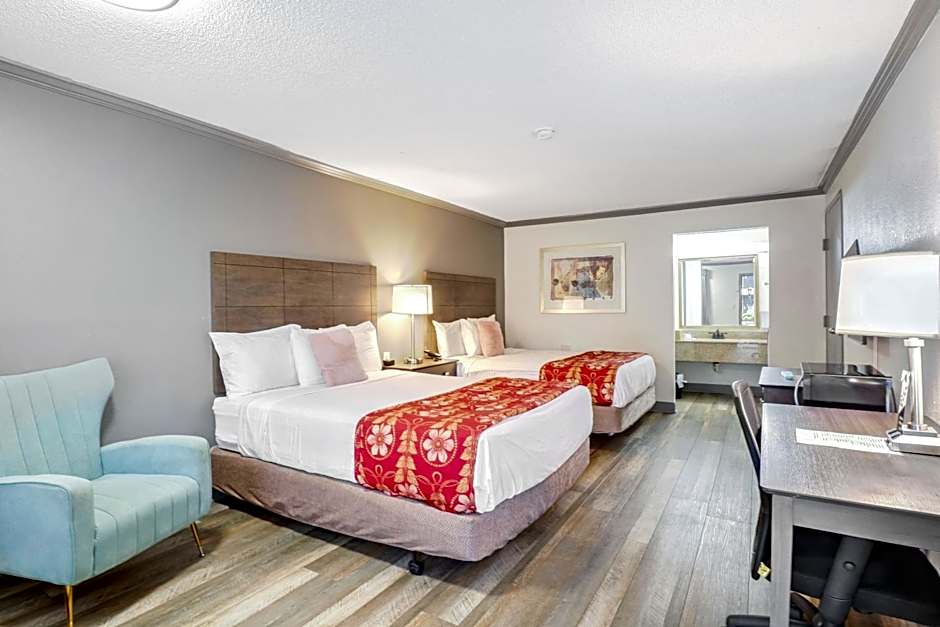 The Guest Lodge Gainesville