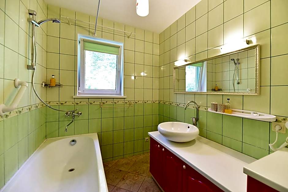Green Gile Villa in Druskininkai Center
