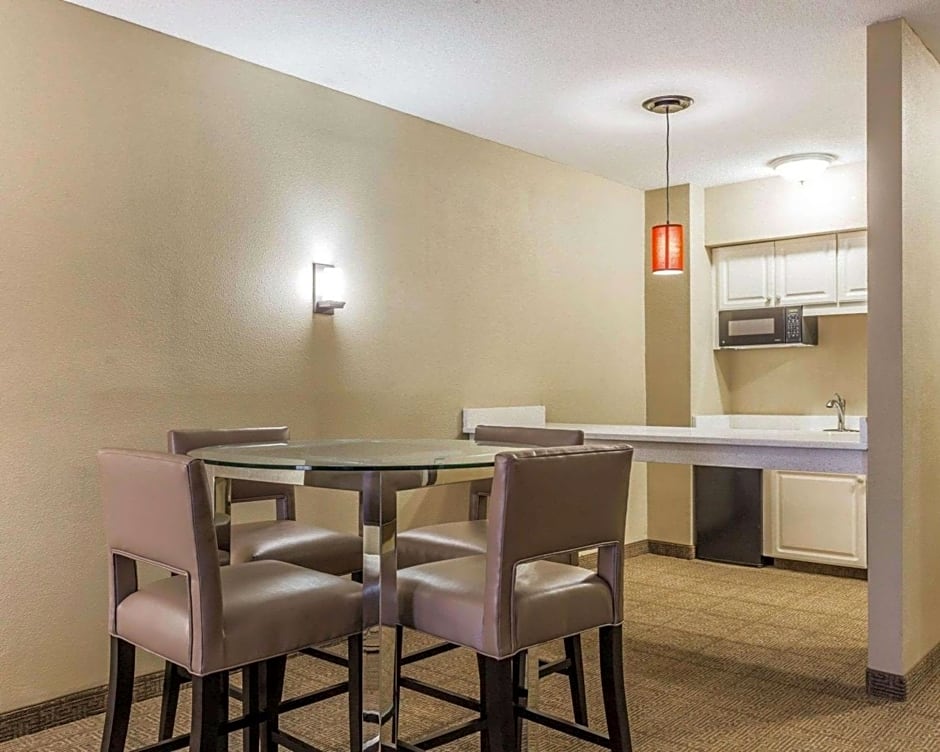 Comfort Suites at Isle of Palms Connector