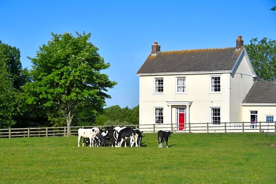 Glascoed Farmhouse