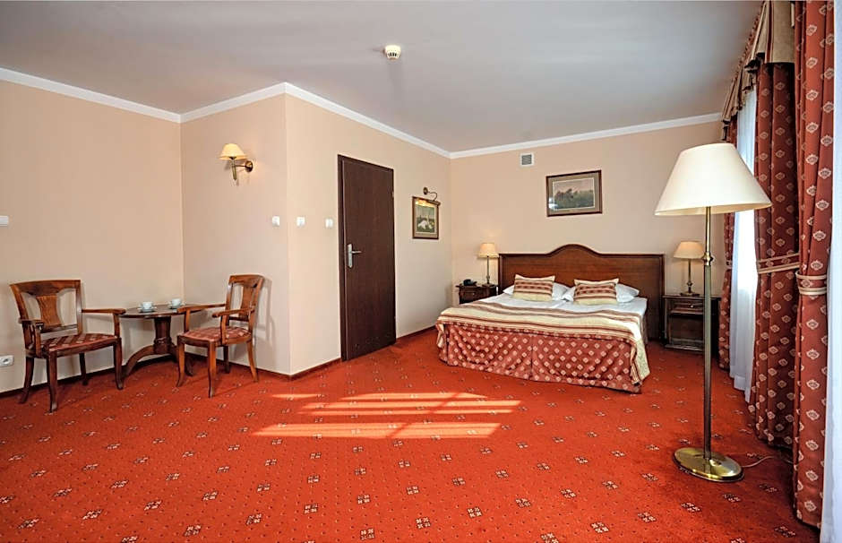 Hotel Żubrówka Spa & Wellness