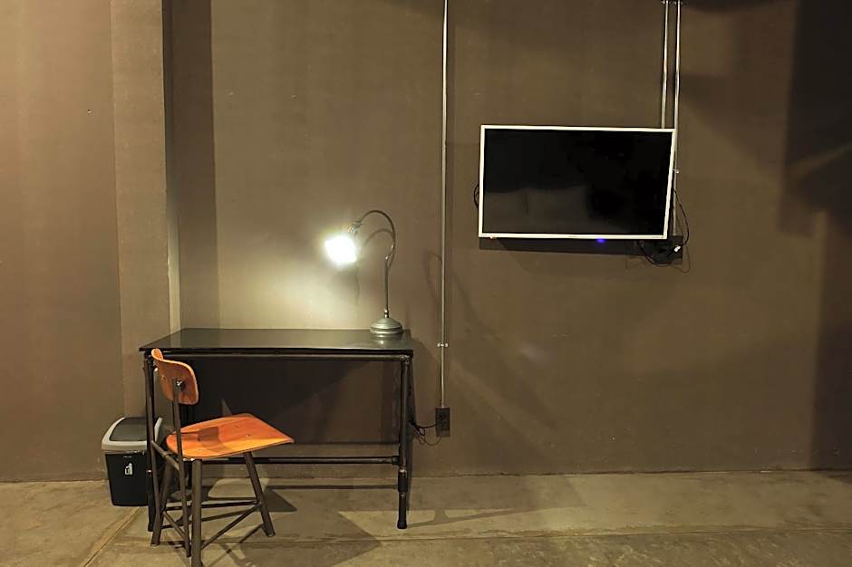 Rider Bedroom Hostel & Cafe