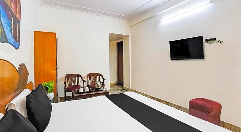 Hotel Chand Palace @ New Delhi Railway Station Delhi