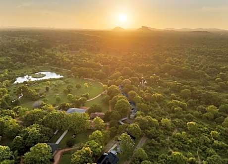 Ayugiri Ayurveda Wellness Resort Sigiriya 