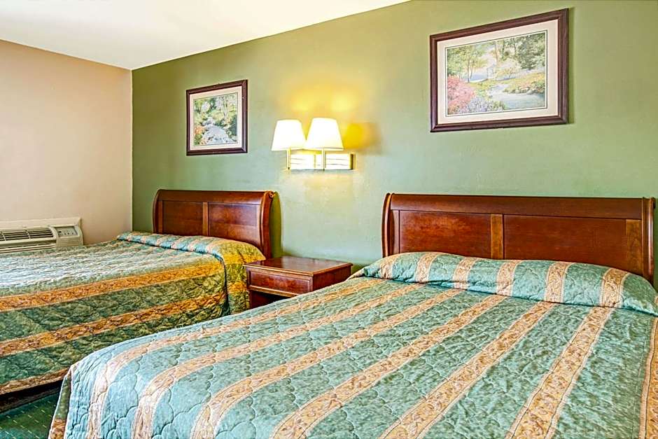 Knights Inn South Hackensack