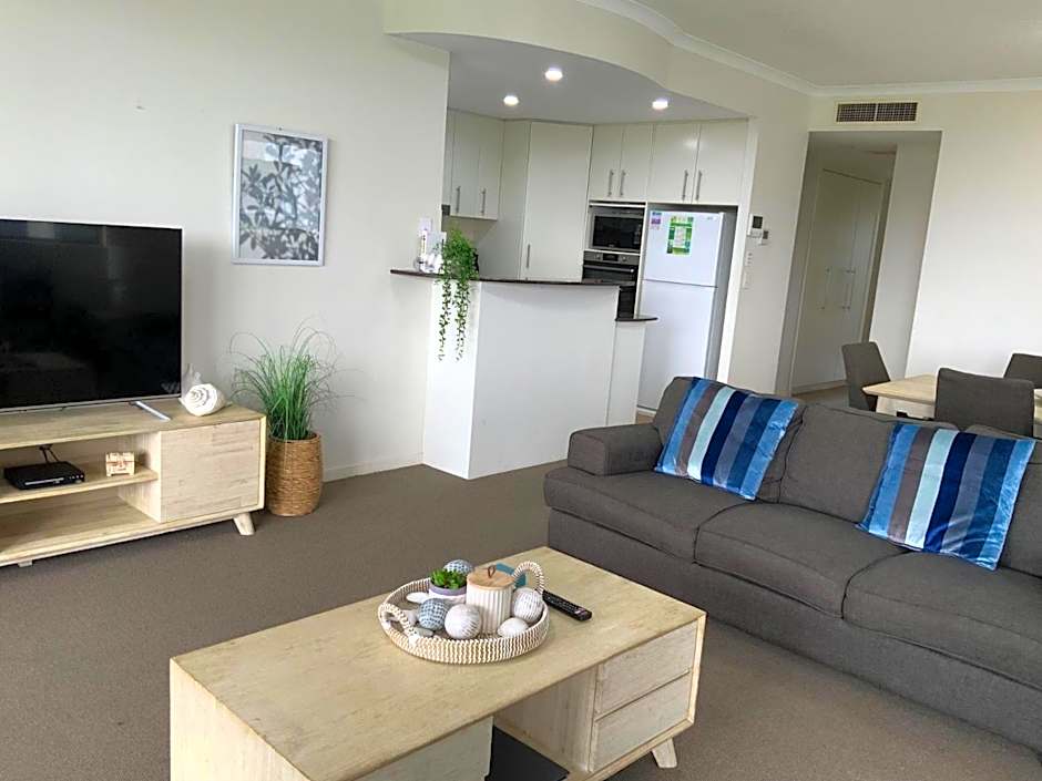 Meridian Alex Beach Apartments