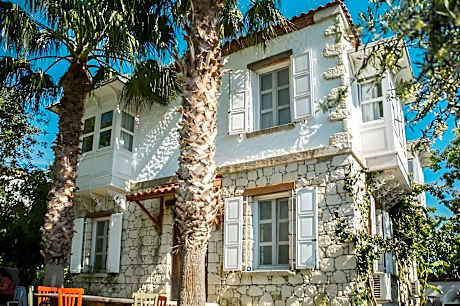 HOTEL B HOUSE