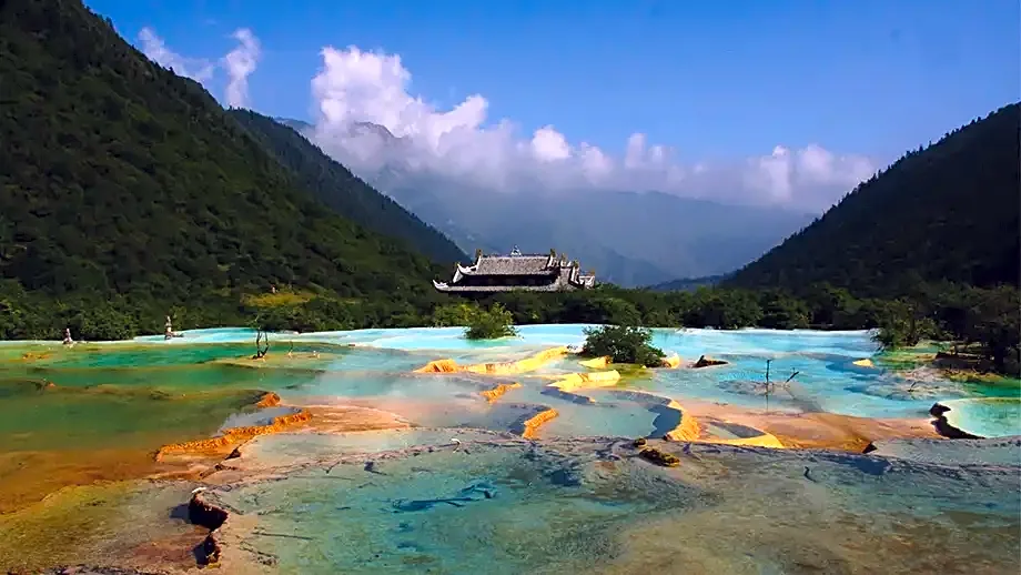 Banyan Tree Jiuzhaigou