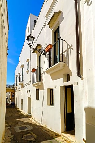 Luna e Basilico by Casa di Marco