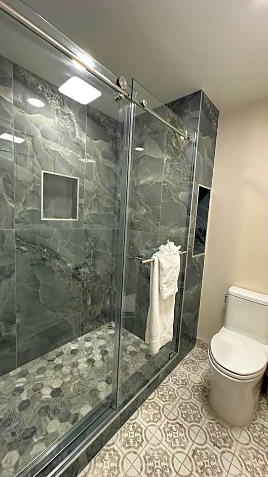 Costa Mesa Inn - Newport Beach Area