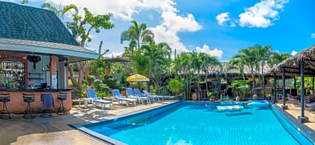 Harmony Naturist Resort Rawai Phuket 18yr minimum age only nudist nake d FKK