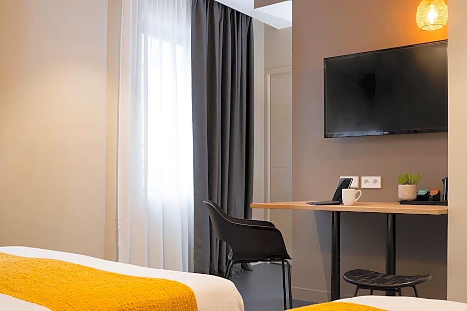 Aparthotel 37 Lodge Courbevoie Paris La Défense