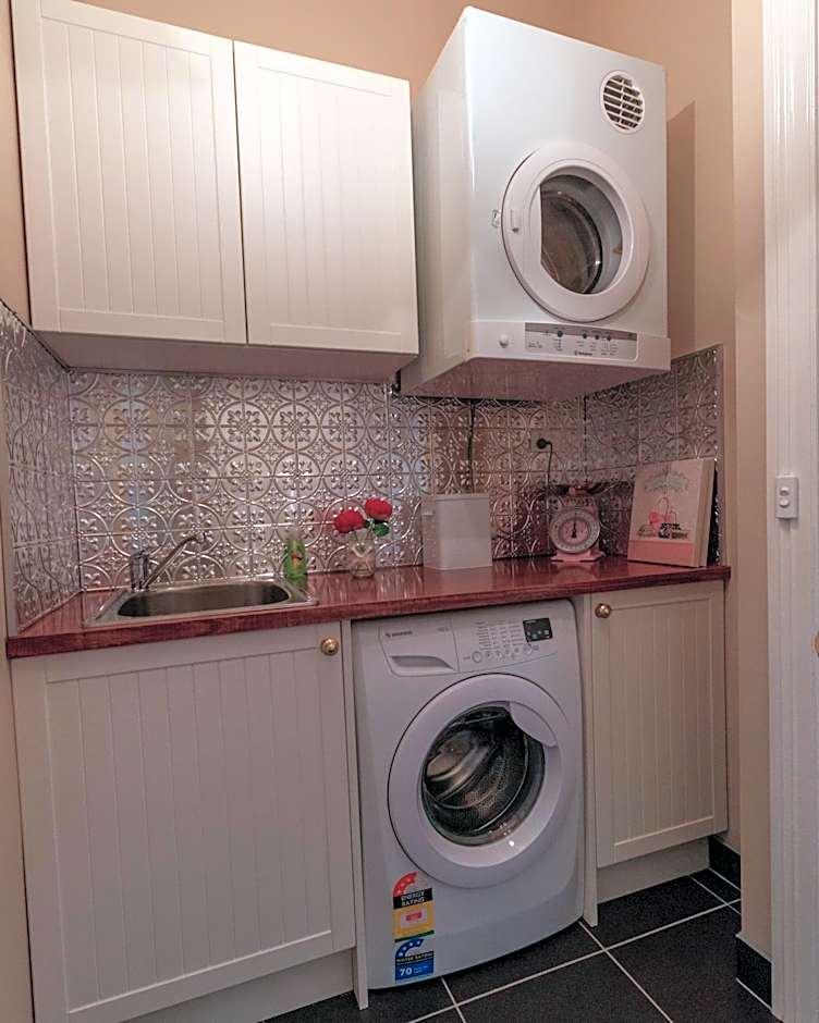 The Oaks Lilydale Accommodation