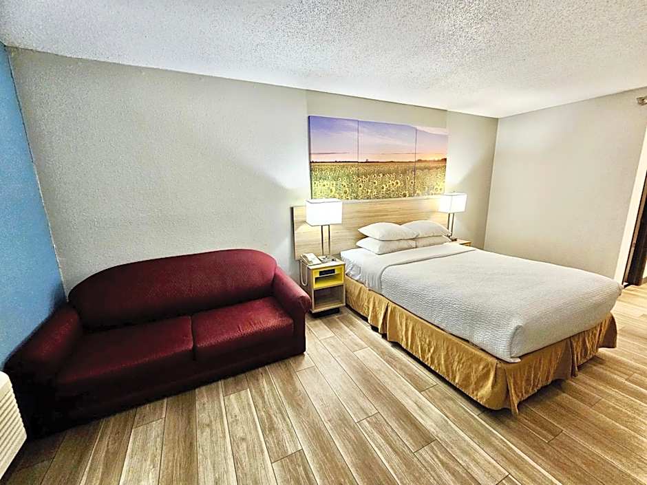 Days Inn by Wyndham Salina I-70