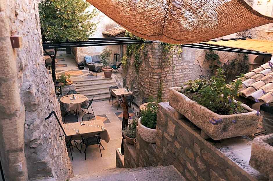 Hôtel la Fête en Provence