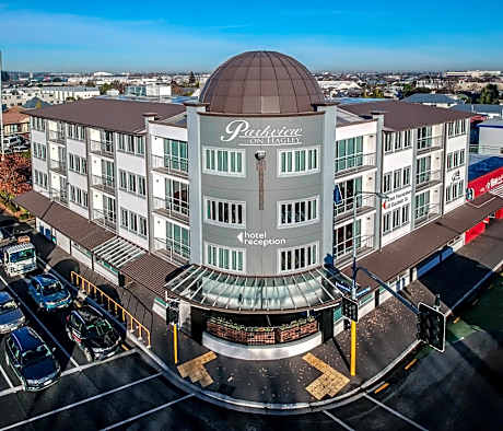 Parkview On Hagley