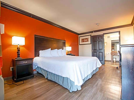 King Studio - Non-Smoking