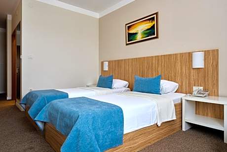 Interconnecting Room