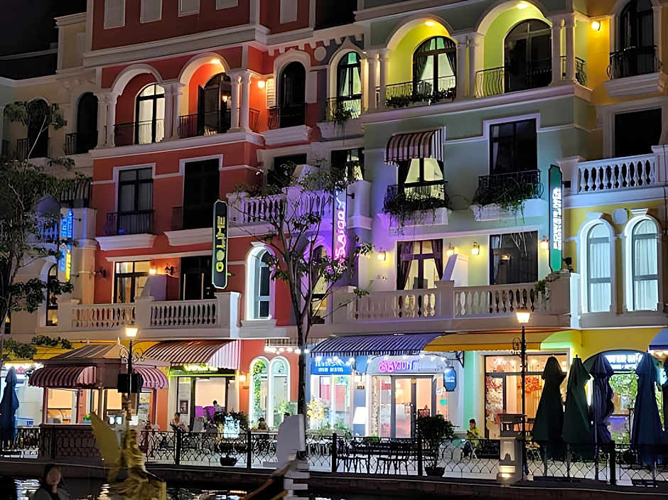 Riverside Mini Hotel Grand World Phu Quoc