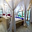 Sharazad Boutique Hotel