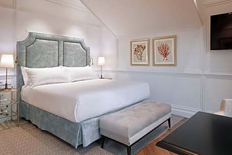 Classic Double Room City View