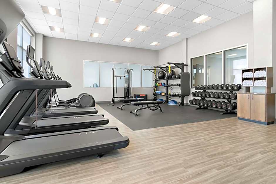 Hampton Inn & Suites Chicago Medical District UIC