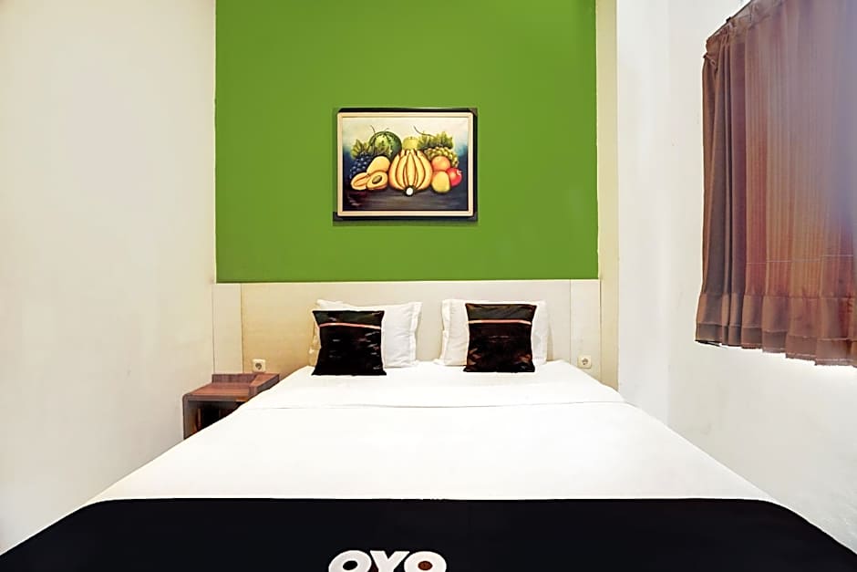 Hotel O Surabaya near Surabaya Town Square formerly Kupang Gunung Residence