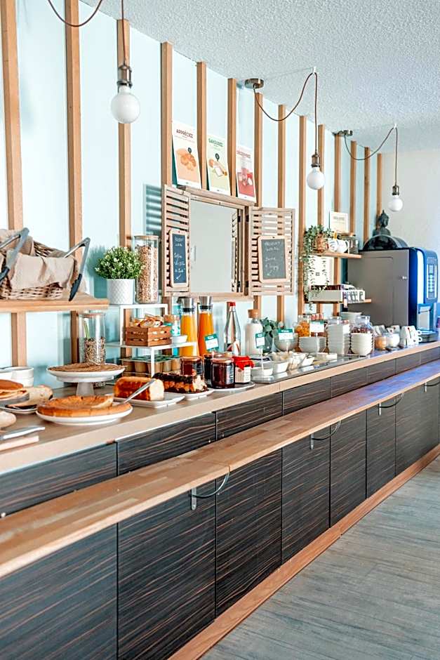 Brit Hotel Confort Saint-Lô