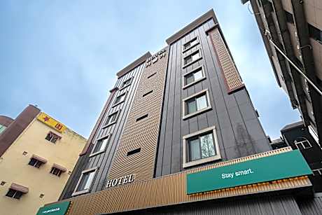 Iksan Hotel Gabolga