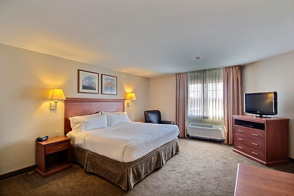 Candlewood Suites Milwaukee Airport - Oak Creek, an IHG Hotel