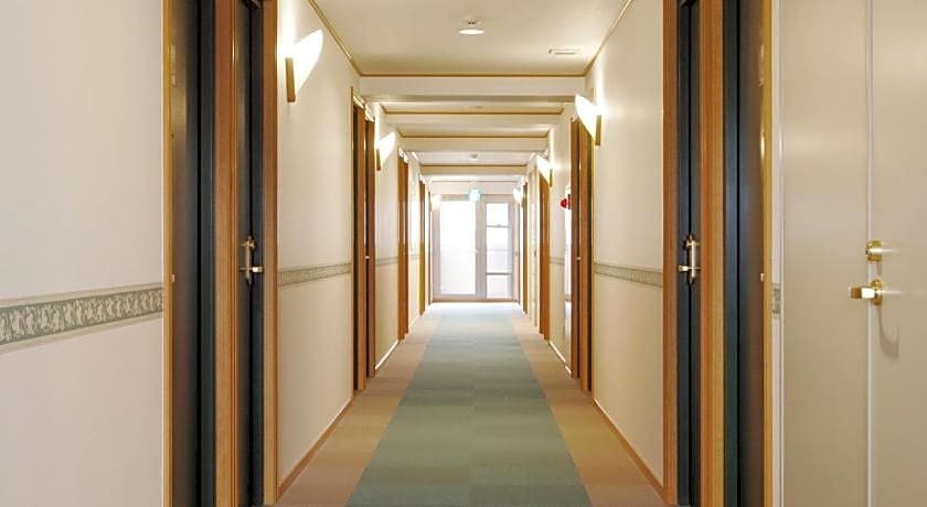 Toyoko Inn Sasebo Ekimae