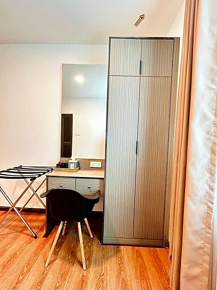 Lestari Inn Boutique Residence - Private Parking